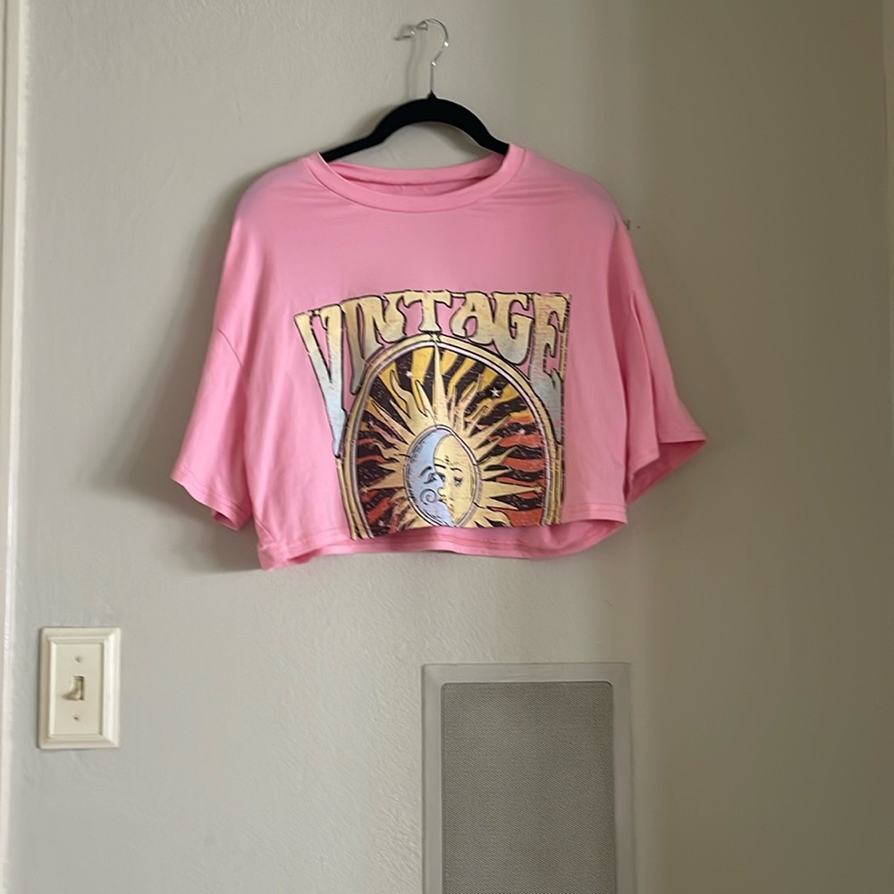Cute pink top
